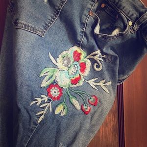 Embroidered denim capris